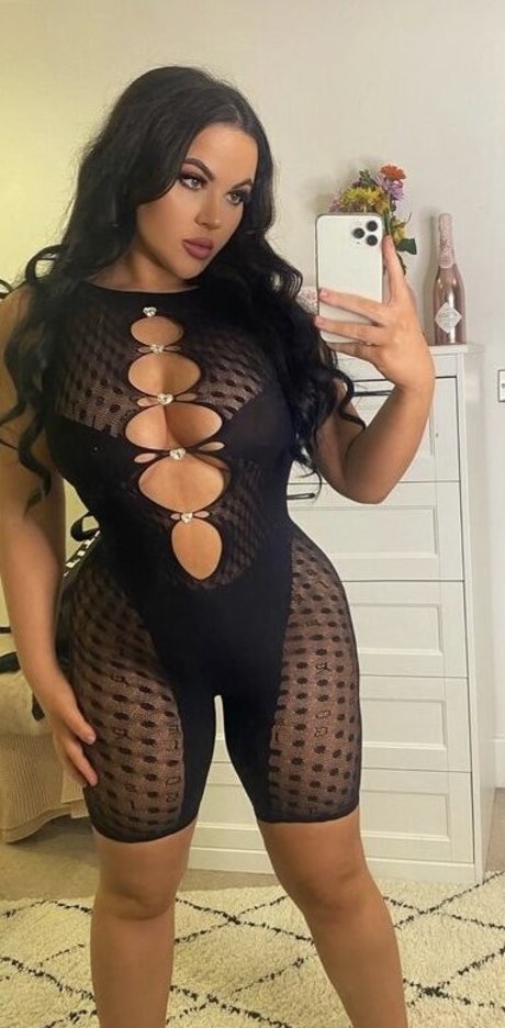 Обнаженная фотография утечки OnlyFans от Laratheloser On Insta