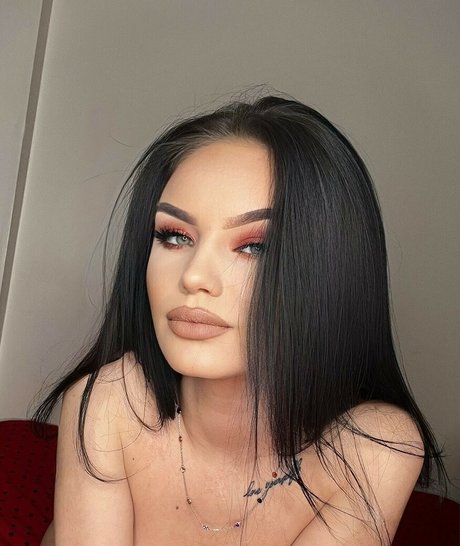 Nacktes geleaktes OnlyFans-Foto von Amariaaaaaa69