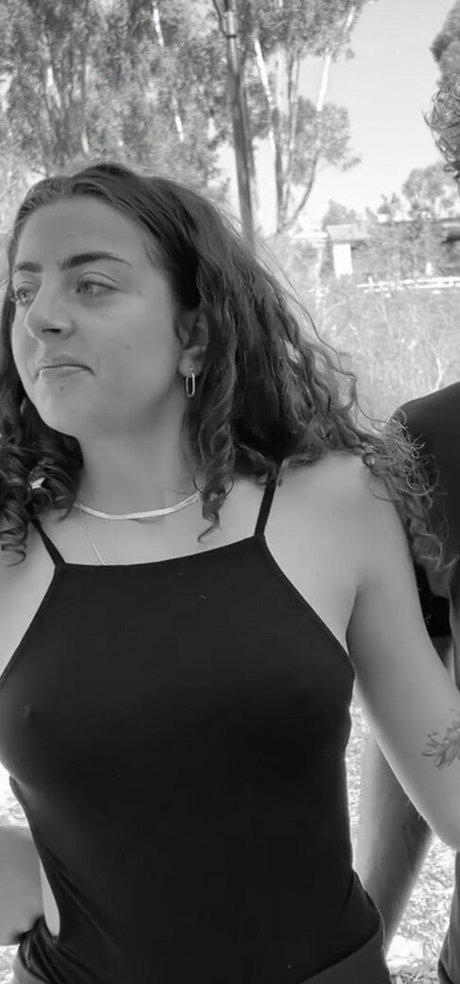 Naken lekkede OnlyFans-bilde av Eda Atilla