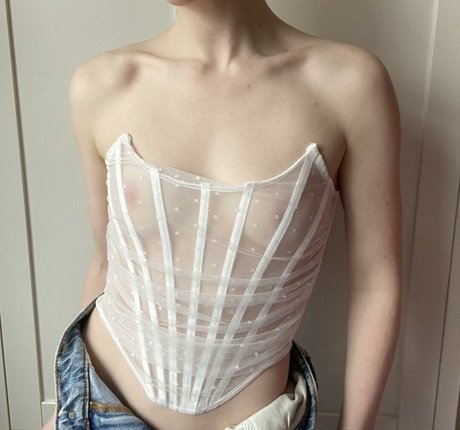 Photo nue de fuite OnlyFans de Alice Ipsen