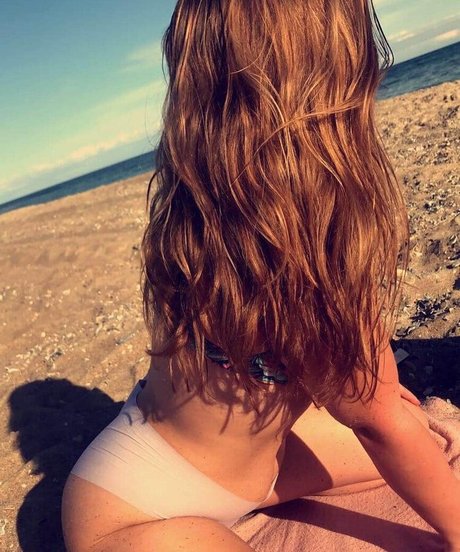 Naakte gelekte OnlyFans-foto van Elsalmorton