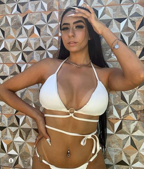 Обнаженная фотография утечки OnlyFans от Karine Monteiro