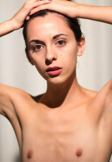 Naken lekkede OnlyFans-bilde av Kara Neko