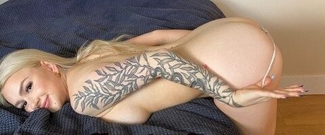 Nacktes geleaktes OnlyFans-Foto von Elena Fleur