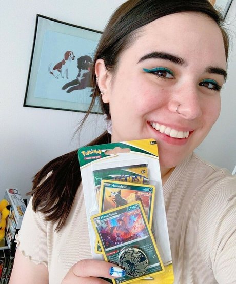 Foto di nudo di fuga di OnlyFans di Shiningedith