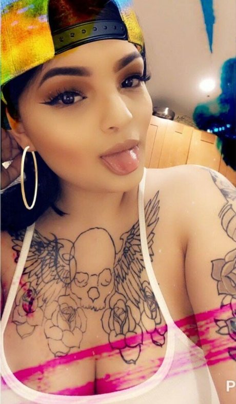 Обнаженная фотография утечки OnlyFans от Mimi Latina Amateur