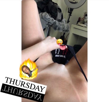 Обнаженная фотография утечки OnlyFans от Abbie Davis