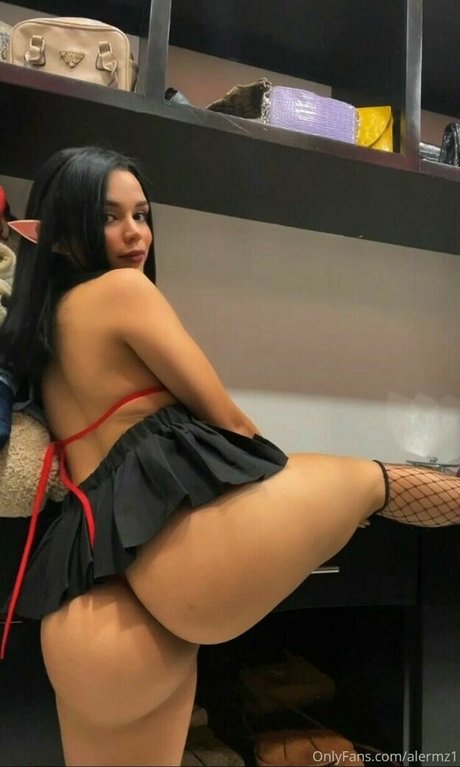Naken lekkede OnlyFans-bilde av Aleida Ramirez