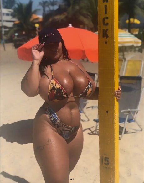 OnlyFans-model Adriane Esteves