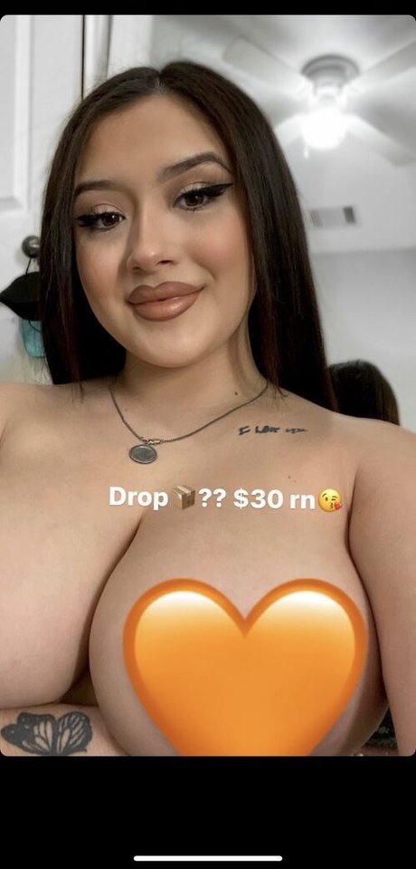 Naken lekkede OnlyFans-bilde av Thyluvlupeeee