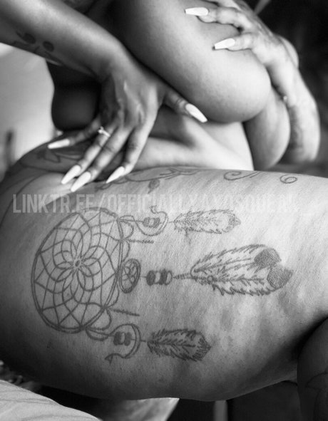 Nahá fotka uniklých OnlyFans od Ayosqueak