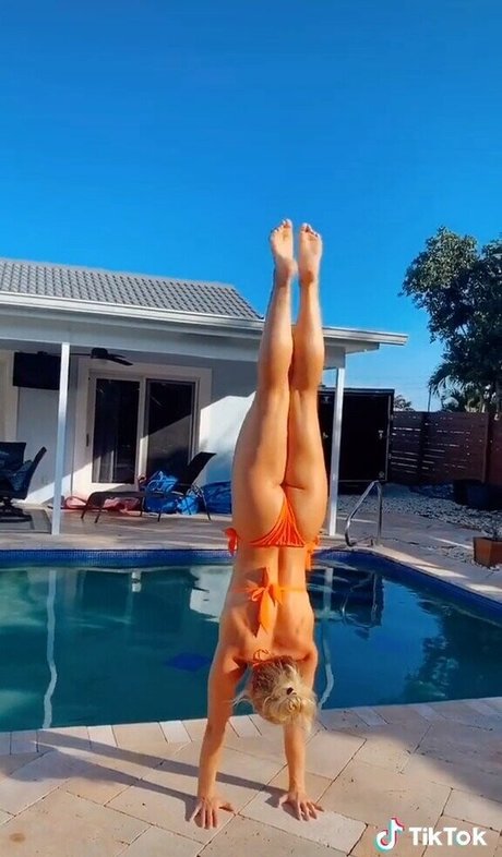 Nahá fotka uniklých OnlyFans od Casiddy Thompson