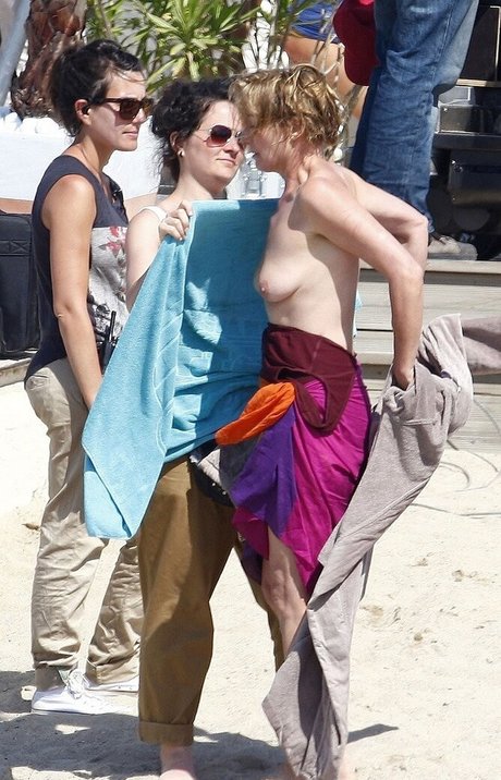 Naken lekkede OnlyFans-bilde av Emma Thompson