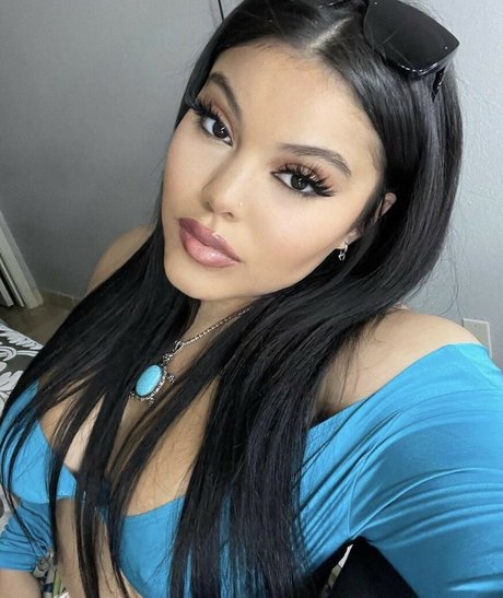 Naakte gelekte OnlyFans-foto van Nattbabe