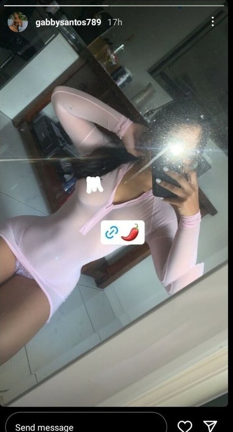 Naken lekkede OnlyFans-bilde av Gabby Santos