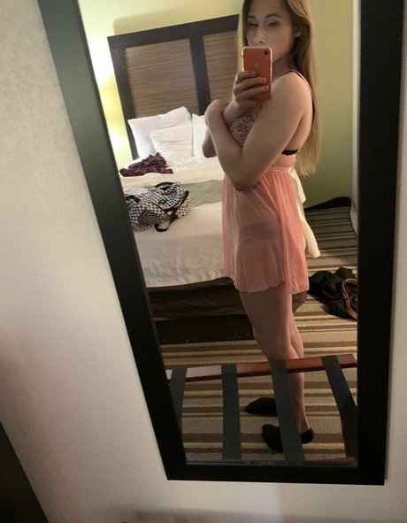 OnlyFans-model Lunaa Tha Bunny