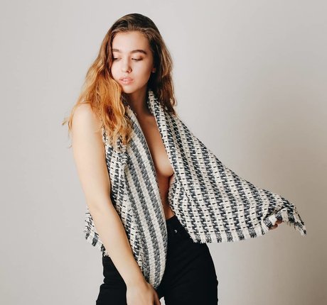 Foto desnuda filtrada de OnlyFans de Diana Pozhidaeva