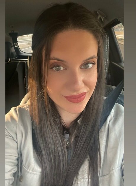 Nahá fotka uniklých OnlyFans od Marlisjun