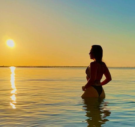 Nacktes geleaktes OnlyFans-Foto von Bigbassgirl