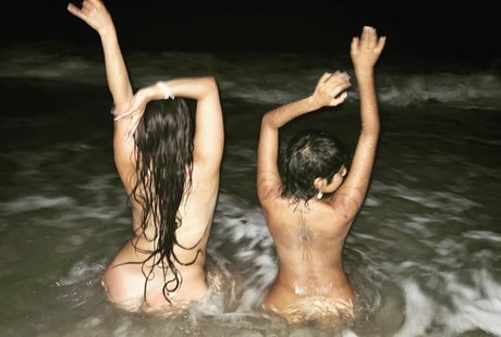 Nahá fotka uniklých OnlyFans od Lauren Jauregui