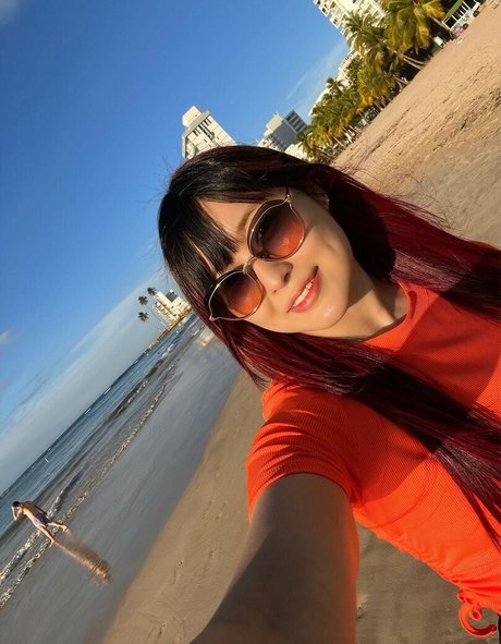 Nahá fotka uniklých OnlyFans od Iyo Sky