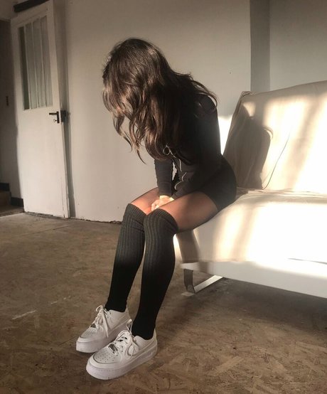 Foto di nudo di fuga di OnlyFans di Sanymaaa