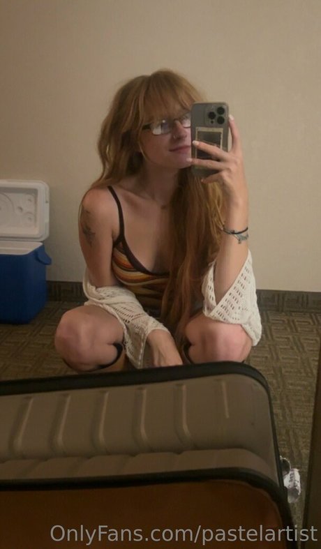 Nacktes geleaktes OnlyFans-Foto von Pastelartist
