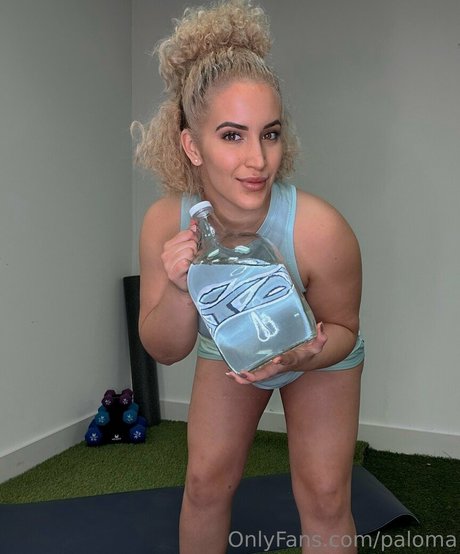 Naken läckt OnlyFans-bild av Paloma