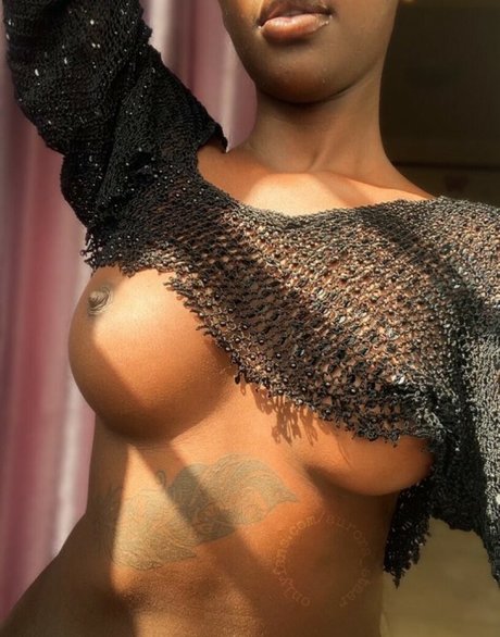 Aurorastaar naked leaks OnlyFans pic