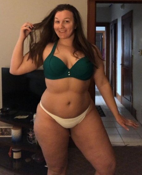 Обнаженная фотография утечки OnlyFans от Courtney Rose