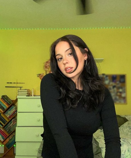 Alasti lekkinud OnlyFans-i pilt Stef Solari