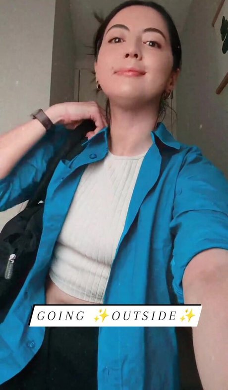 Naakte gelekte OnlyFans-foto van Jane Douglas