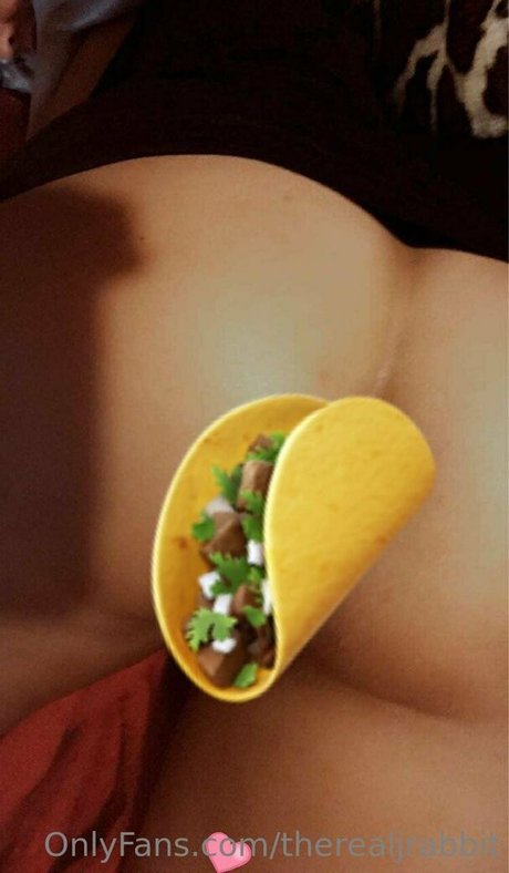 Alasti lekkinud OnlyFans-i pilt Therealjrabbit