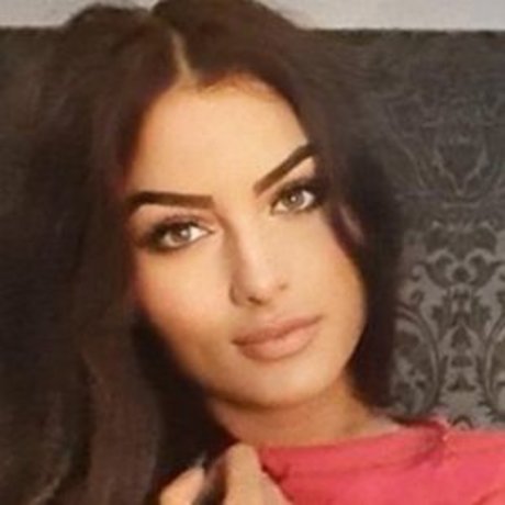 Alasti lekkinud OnlyFans-i pilt Elieselouise