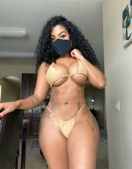 OnlyFans-model Sashasfree