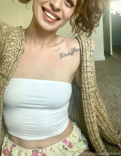 Photo nue de fuite OnlyFans de Ashennf