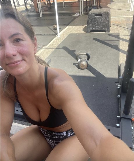 Обнаженная фотография утечки OnlyFans от Jen Widerstrom