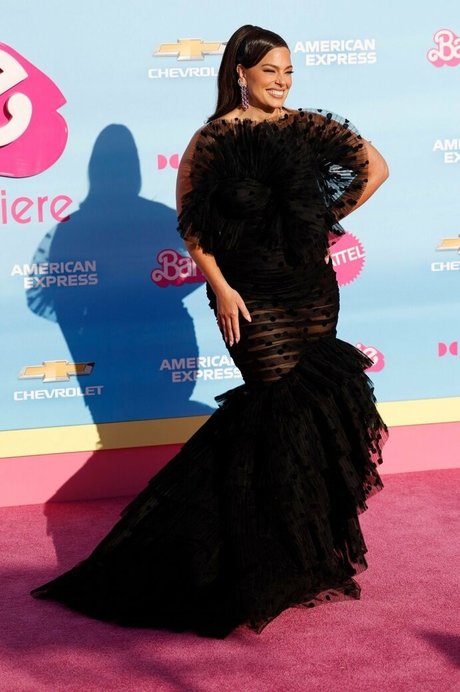 Ashley Graham OnlyFansリークヌード写真