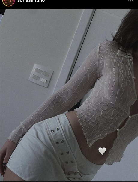 Nahá fotka uniklých OnlyFans od Sofia Santino