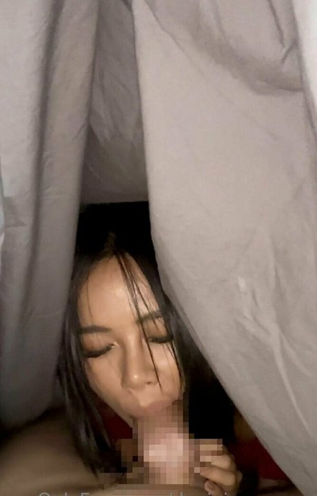 Naken lekkede OnlyFans-bilde av Babydaniedanie