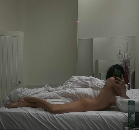 Foto desnuda filtrada de OnlyFans de Dieu Linh Vuong