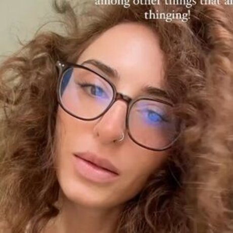 Foto di nudo di fuga di OnlyFans di Lindsay Demeola