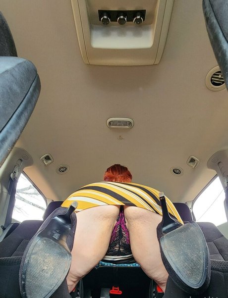 Обнаженная фотография утечки OnlyFans от Conspiratitty