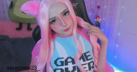 Naken läckt OnlyFans-bild av Seraphine23
