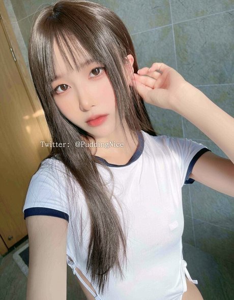 Naken läckt OnlyFans-bild av Puddingnice