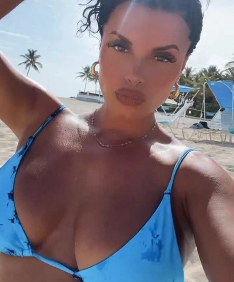 Joy Taylor OnlyFansリークヌード写真