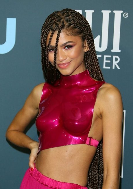 Naakte gelekte OnlyFans-foto van Zendaya