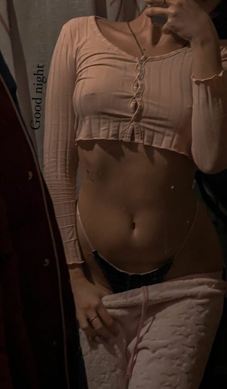 Nahá fotka uniklých OnlyFans od Mirra Chubarova