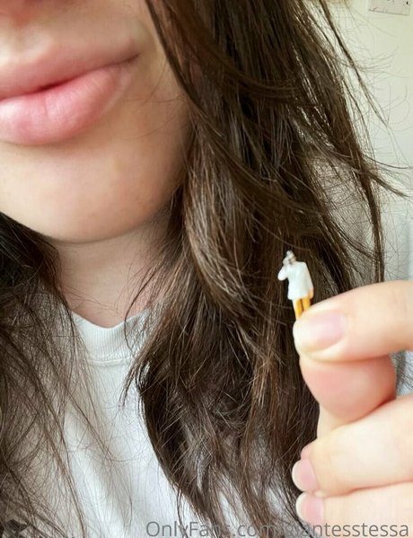 Naken lekkede OnlyFans-bilde av Giantesstessa