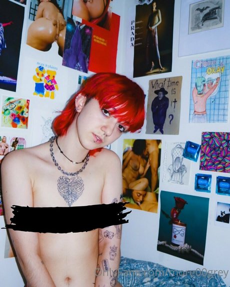 Nahá fotka uniklých OnlyFans od More00grey